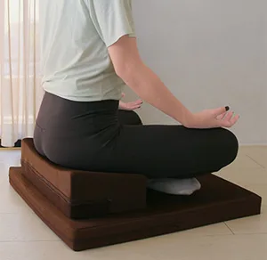 打坐靜坐-使用Yenzch 靜坐墊/打坐墊