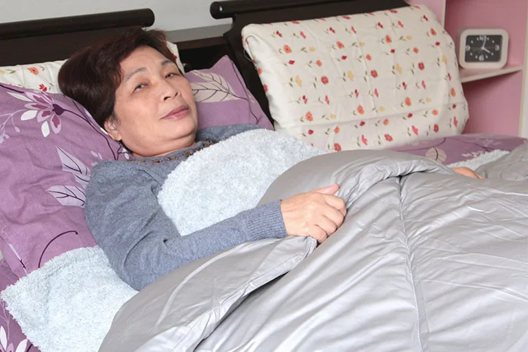 保暖四季毯+源之氣-竹炭保暖被=寒流剋星