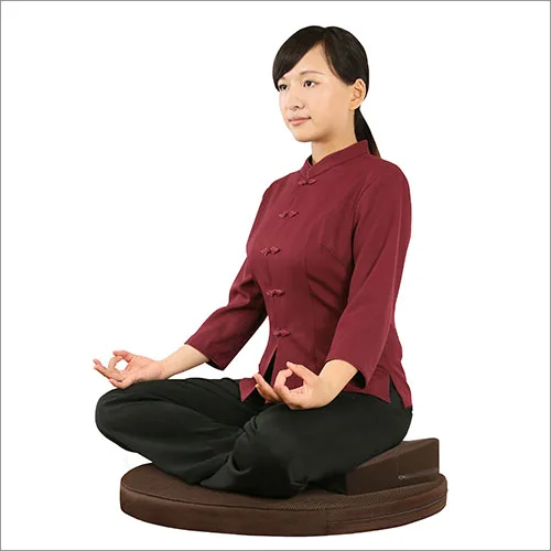 靜坐瑜珈，打坐伸展